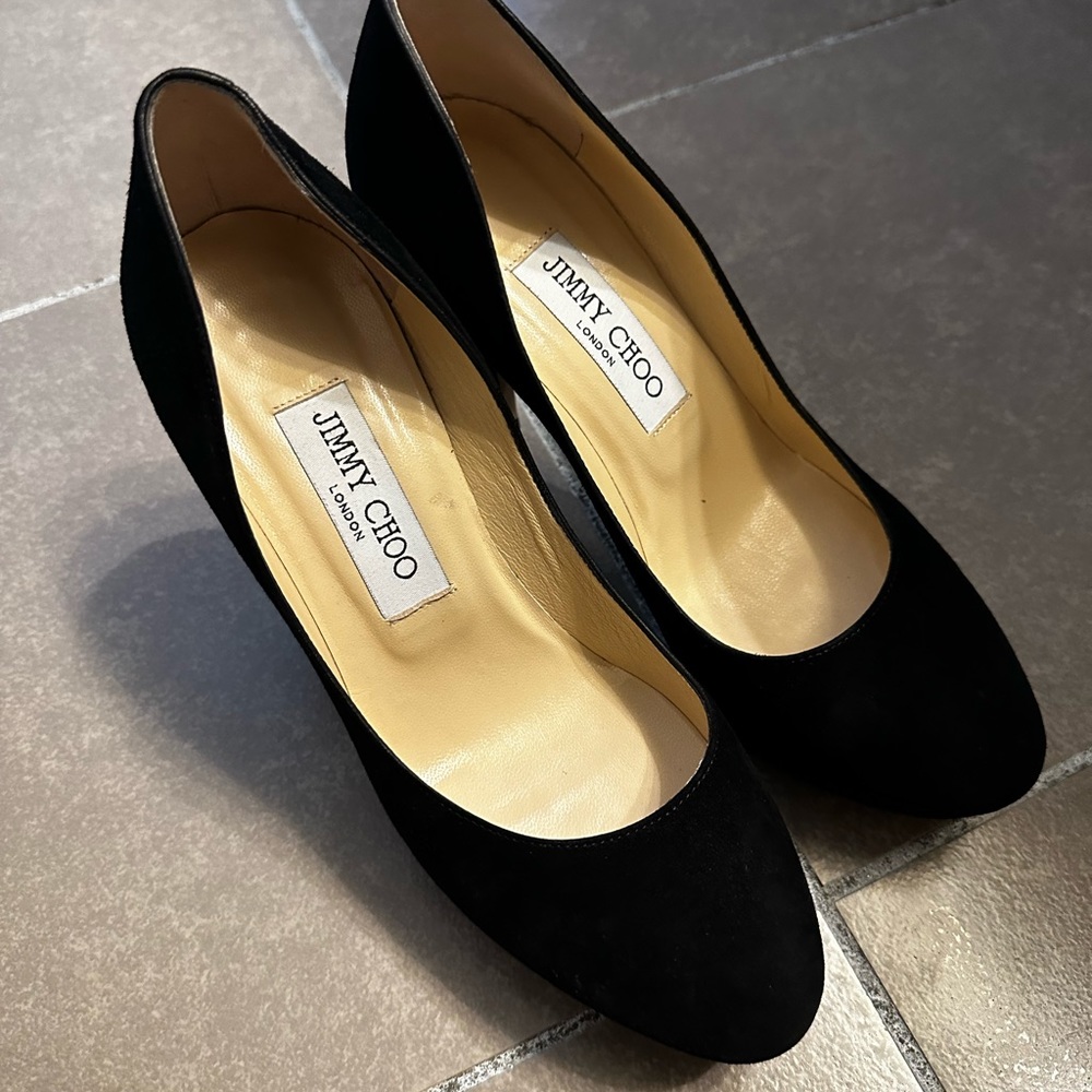 Jimmy Choo pumps. Beautiful, comfortable thanks to platform